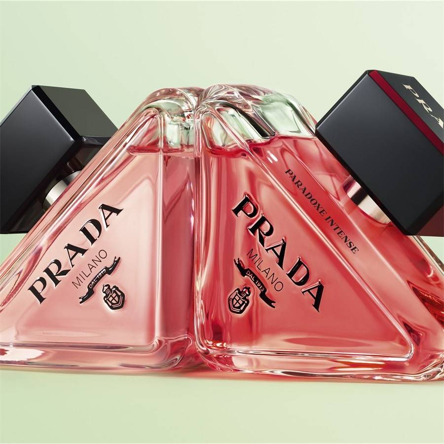 Prada Paradoxe 2025
