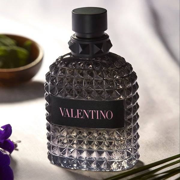 Valentino Born in Roma Uomo Eau de Toilette for Him 50ml Bis zu 60% Rabatt