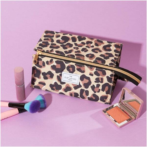 The Flat Lay Co. Open Flat Box Bag - Leopard Print Super Sparpreis