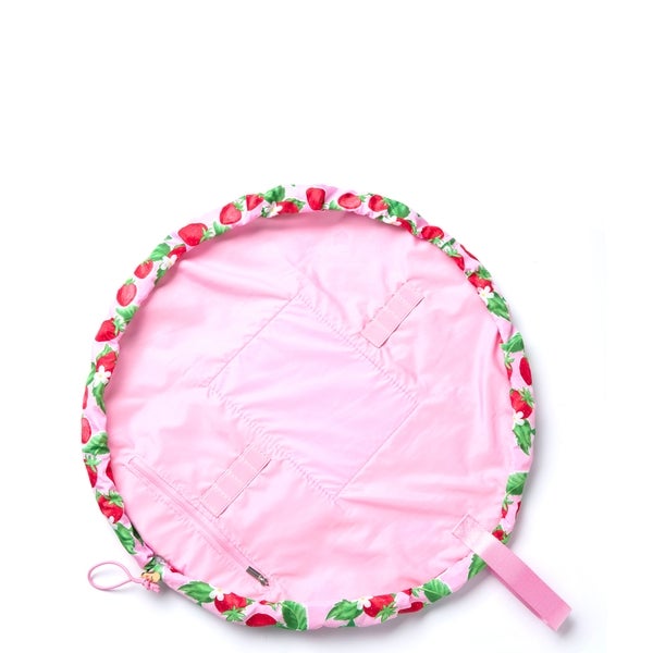The Flat Lay Co. Drawstring Makeup Bag - Summer Strawberries 50% Rabatt mit kostenlosem Versand