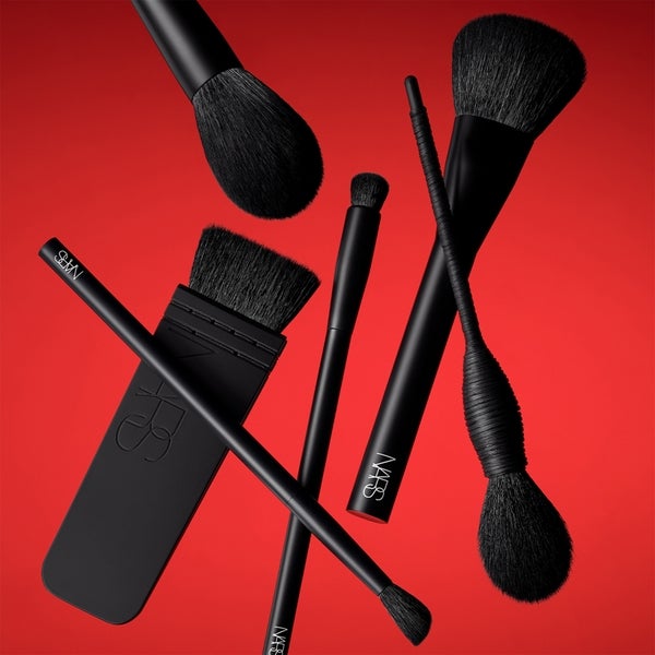 NARS Yachiyo Brush Kostenloser Versand international