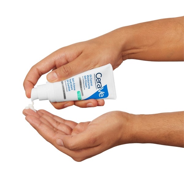 CeraVe Oil Control Moisturising Gel-Cream With Oil Absorbing Technology and Ceramides for Combination and Oily Skin 52ml Kostenloser Versand