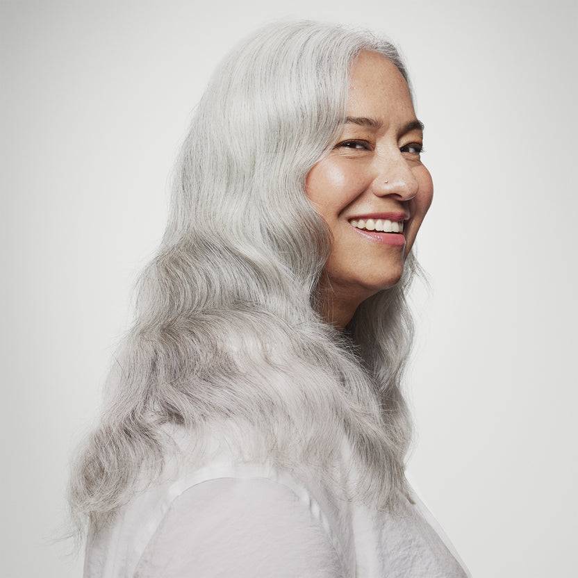 OLAPLEX N°5P Blonde Enhancer™ Toning Conditioner (250ml) Räumungsverkauf