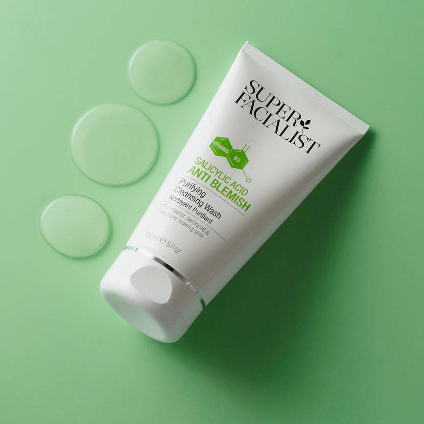 Super Facialist Salicylic Acid AntiBlemish Purifying Cleansing Wash (150ml) Kostenlose Rückgabe