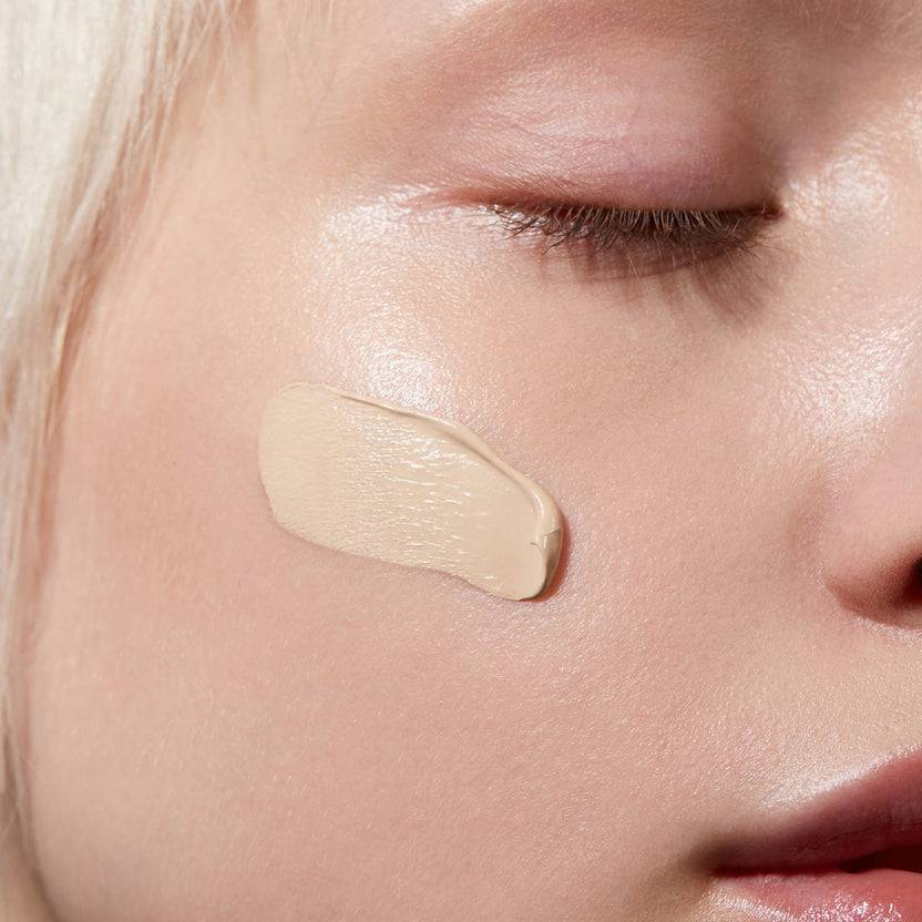 MÁDARA Cosmetics SKINONYM Semi-Matte Peptide Foundation (30ml) Outlet