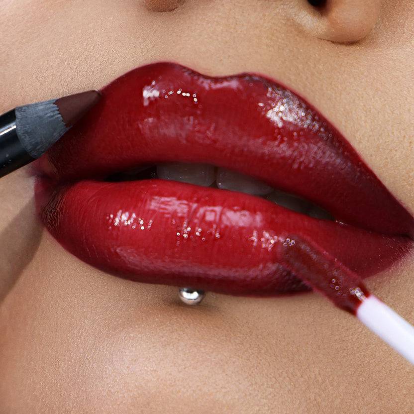 Glamlite Cosmetics Ghost Face™ x Glamlite Blood Lip Kit Nur noch ein Tag übrig